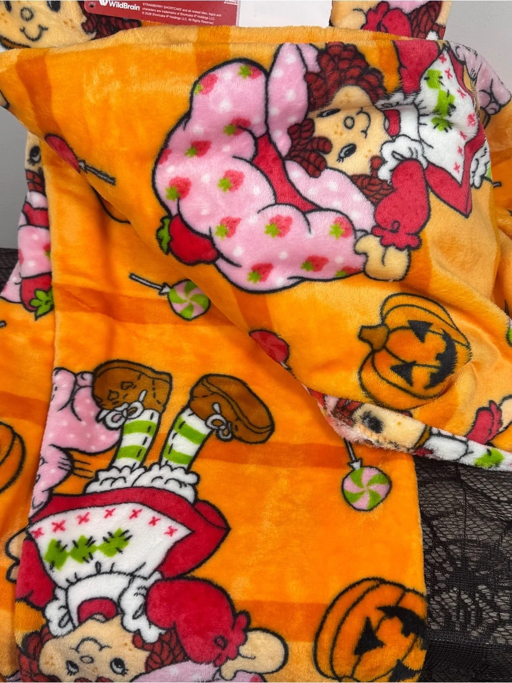NEW Strawberry Shortcake Halloween Blanket 50x70